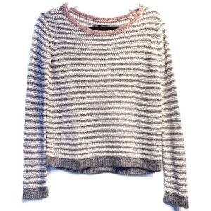 🌸Rag & Bone Crew neck sweater.